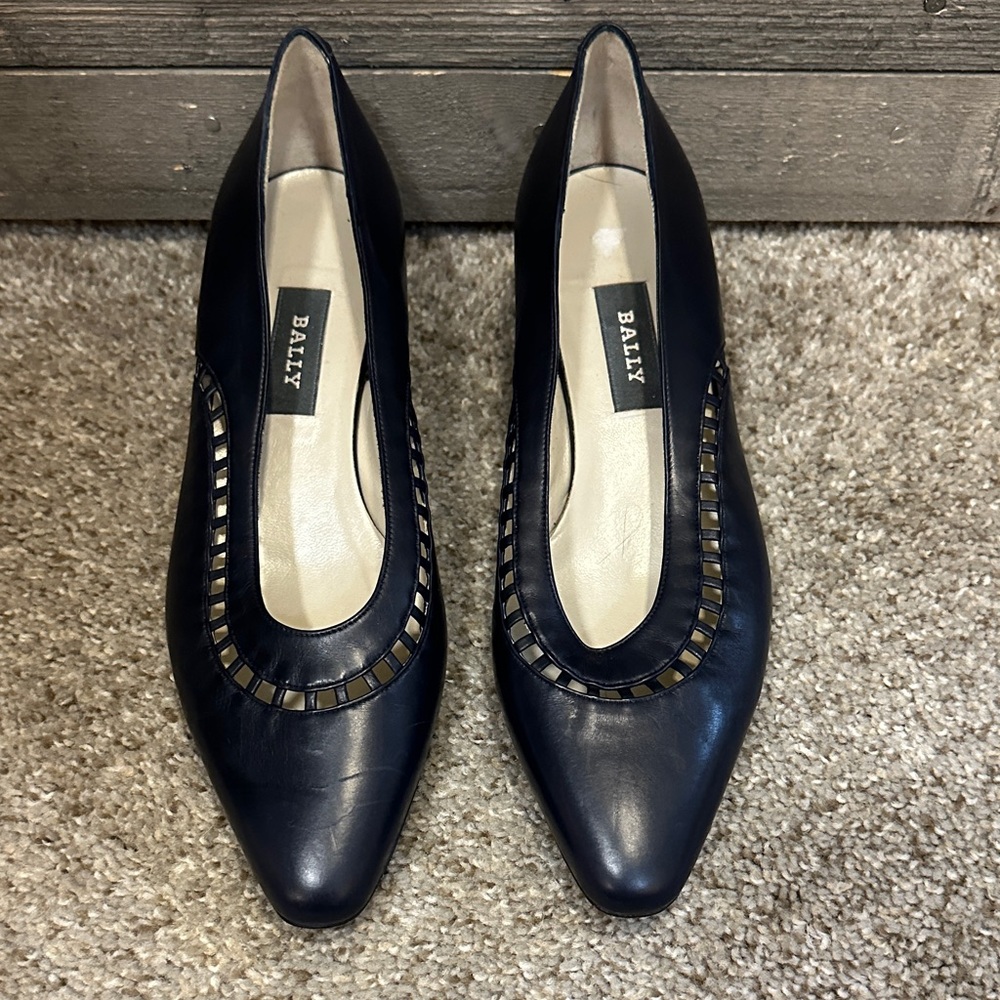 Bally NAVY Leather Pointed Toe Flats with Cutout detail